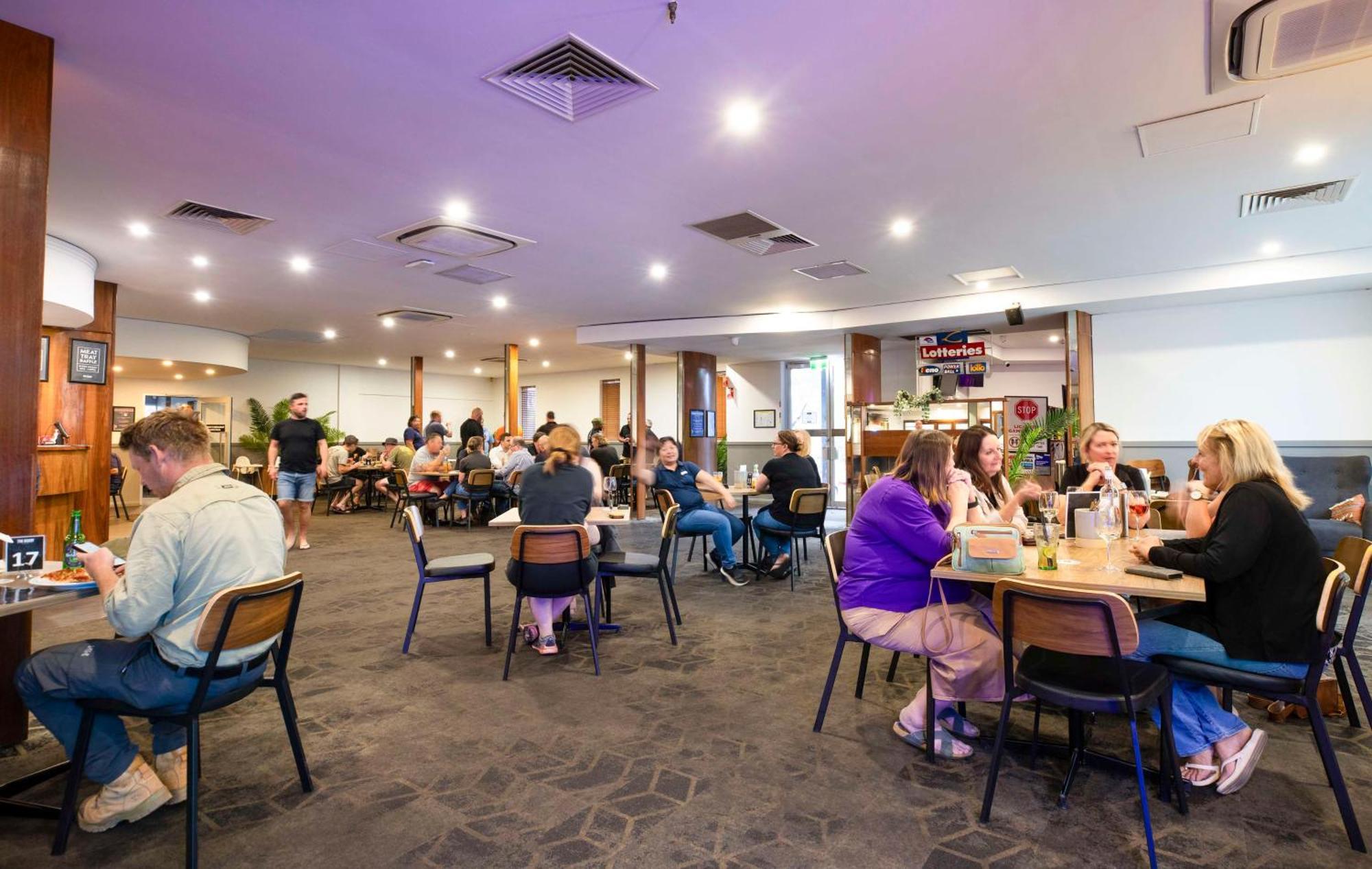 Nightcap At Roxby Downs Motel Exterior photo