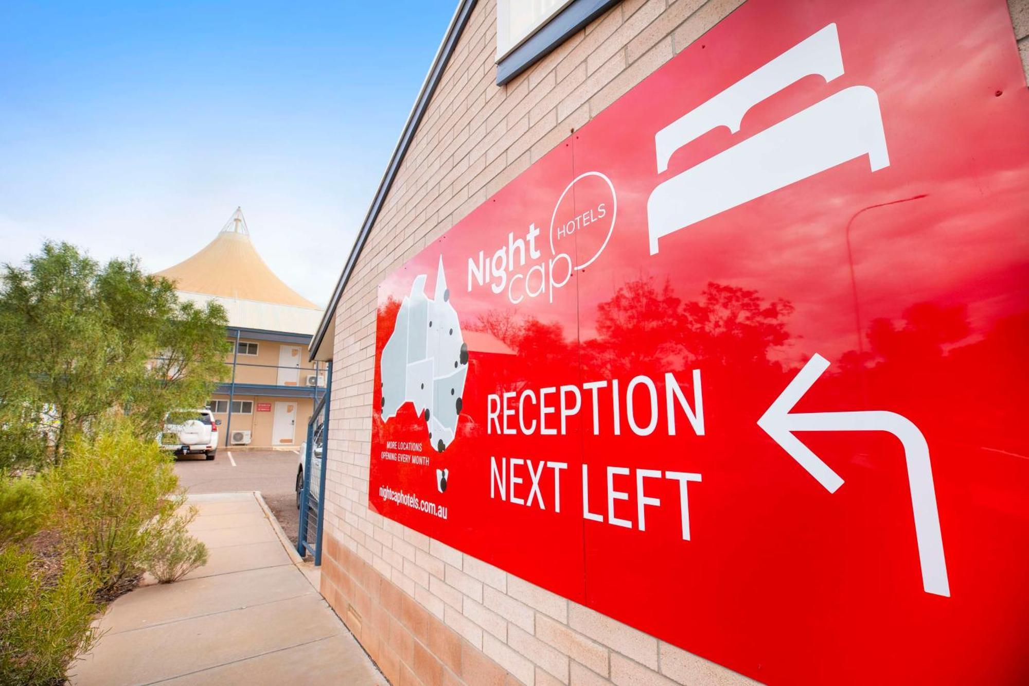 Nightcap At Roxby Downs Motel Exterior photo