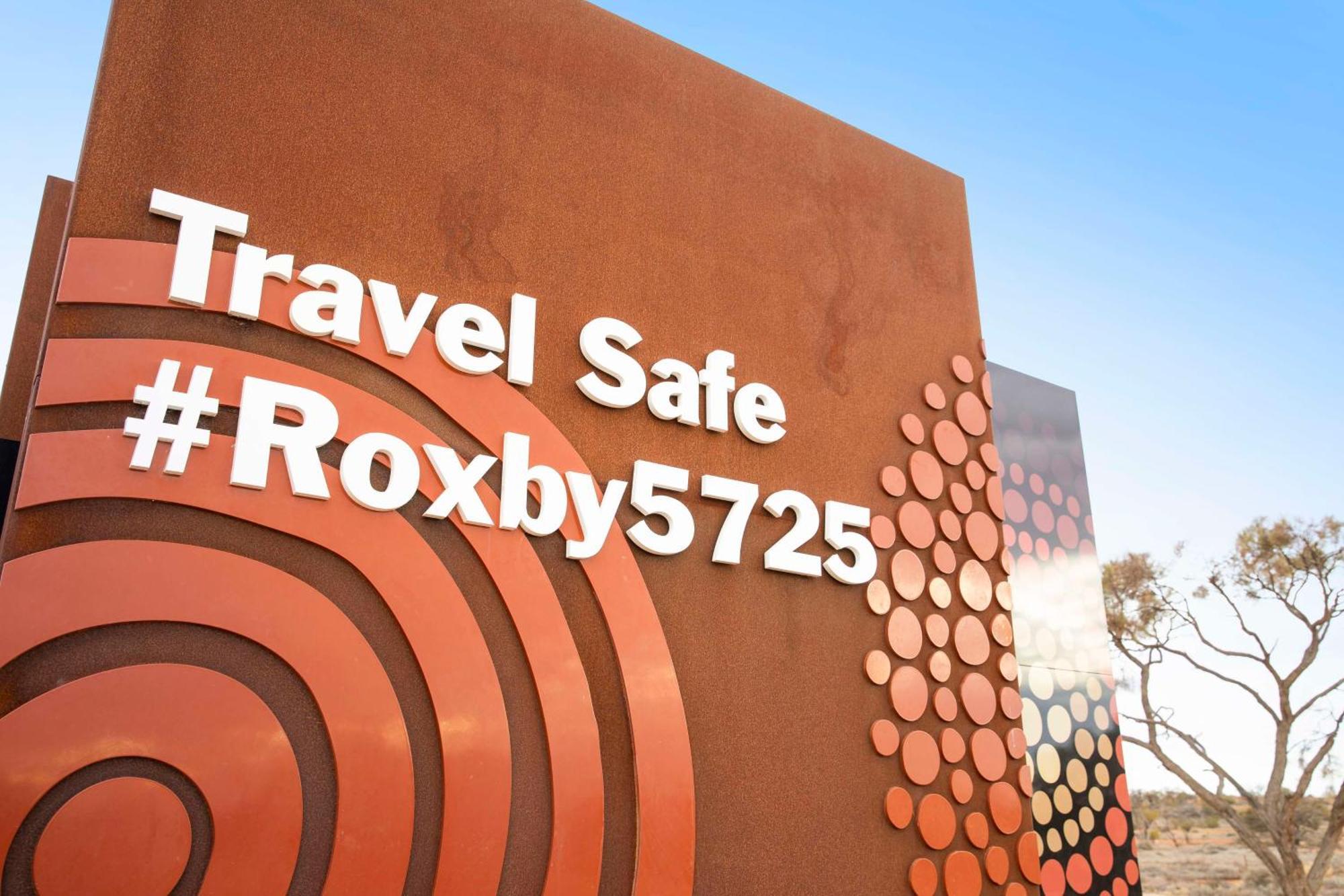 Nightcap At Roxby Downs Motel Exterior photo
